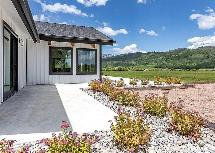 Holiday home Scenic Riverside With Private Trail Access And Fly Fishing Near Alpine, Wyoming *
