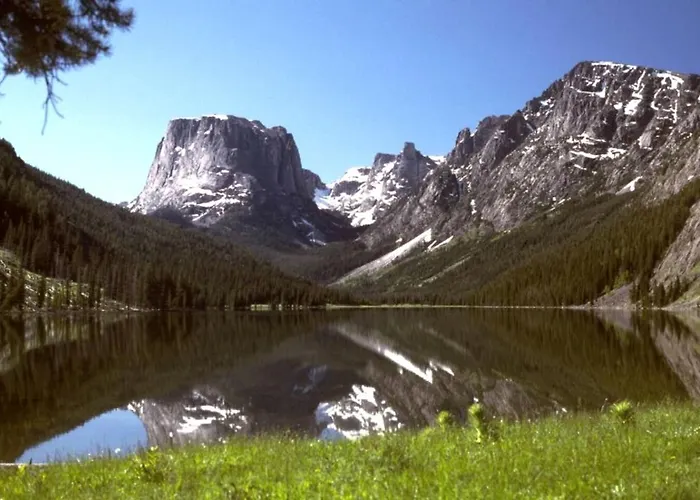Scenic Riverside With Private Trail Access And Fly Fishing Near Alpine, Wyoming Alpine